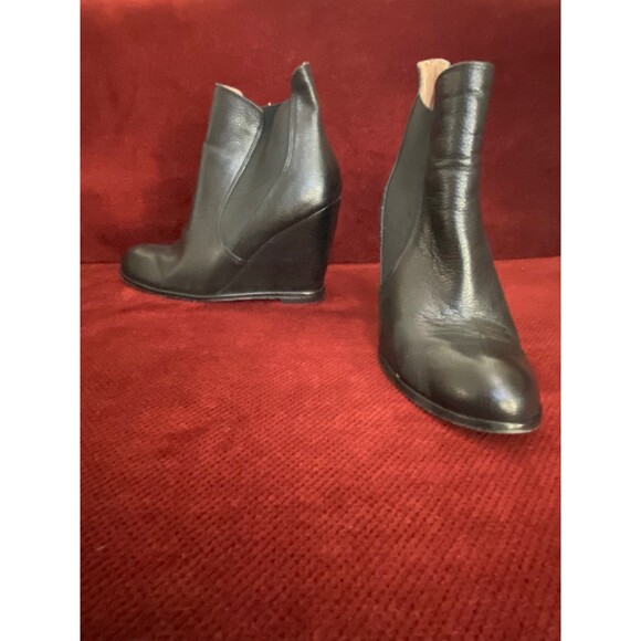 CORSO COMO LEXY WEDGE HEEL BOOTIE - Picture 1 of 8